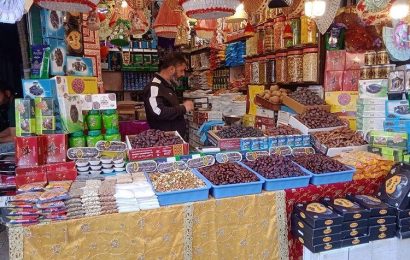 Srinagar traders see rising demand for dates during Ramadan
