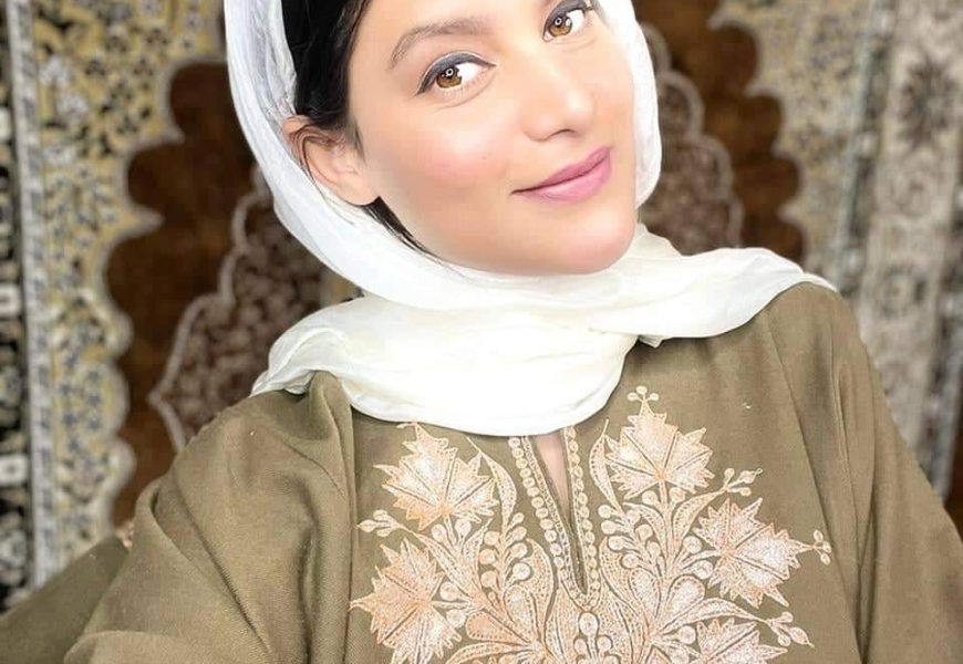 Shazia Ahmad Bhat-Excellent Fashion Blogger